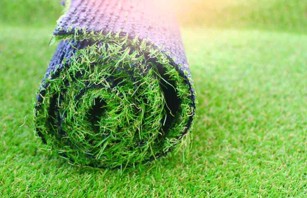 איך מייצרים דשא סינטטי